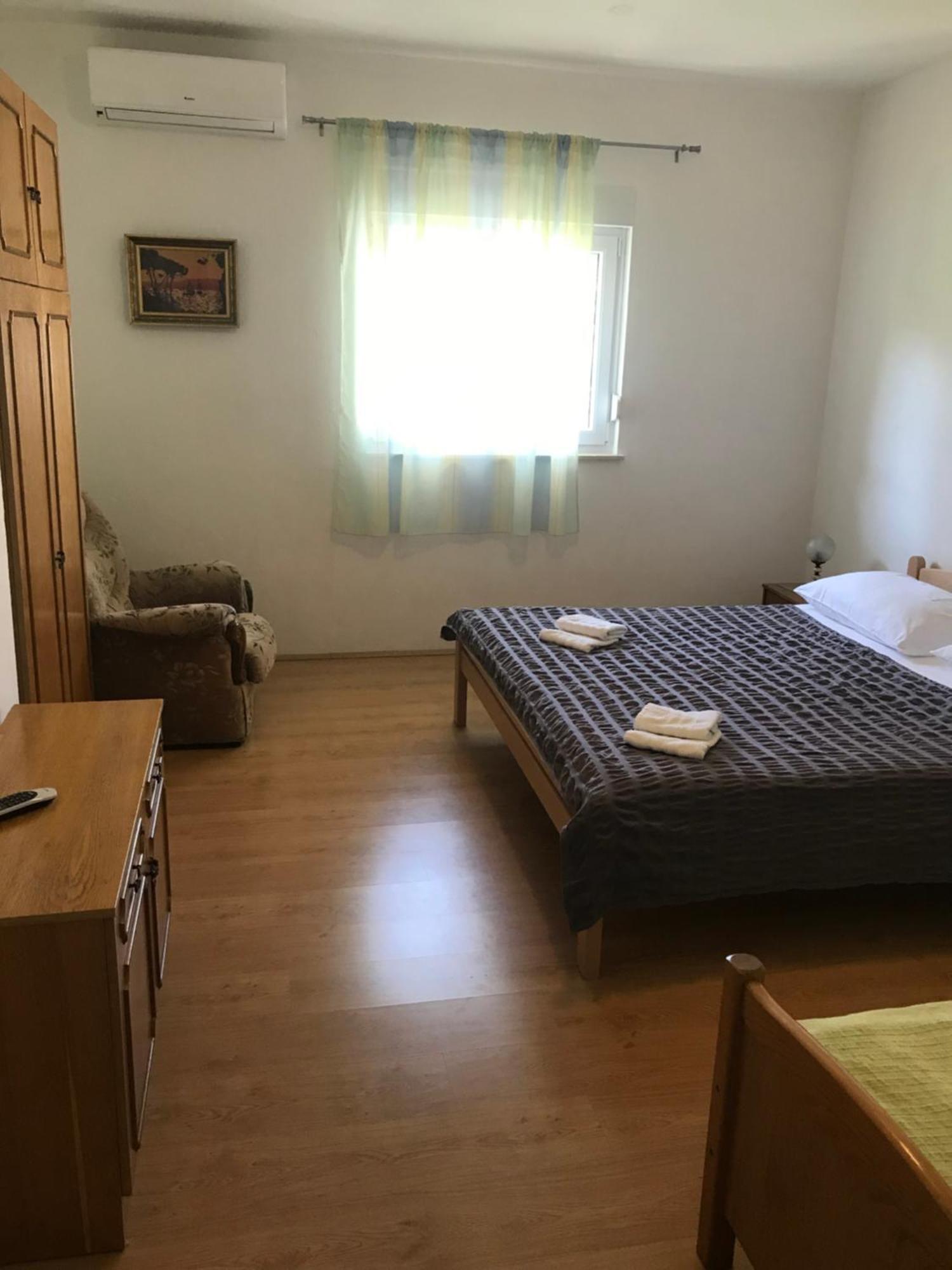 Apartments Milenka Trogir Bagian luar foto