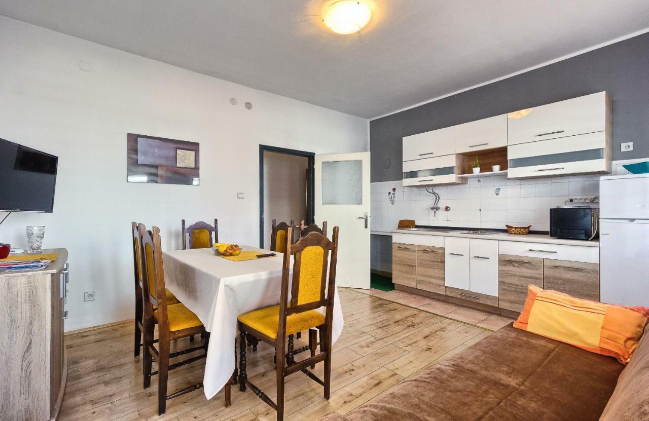 Apartments Milenka Trogir Bagian luar foto