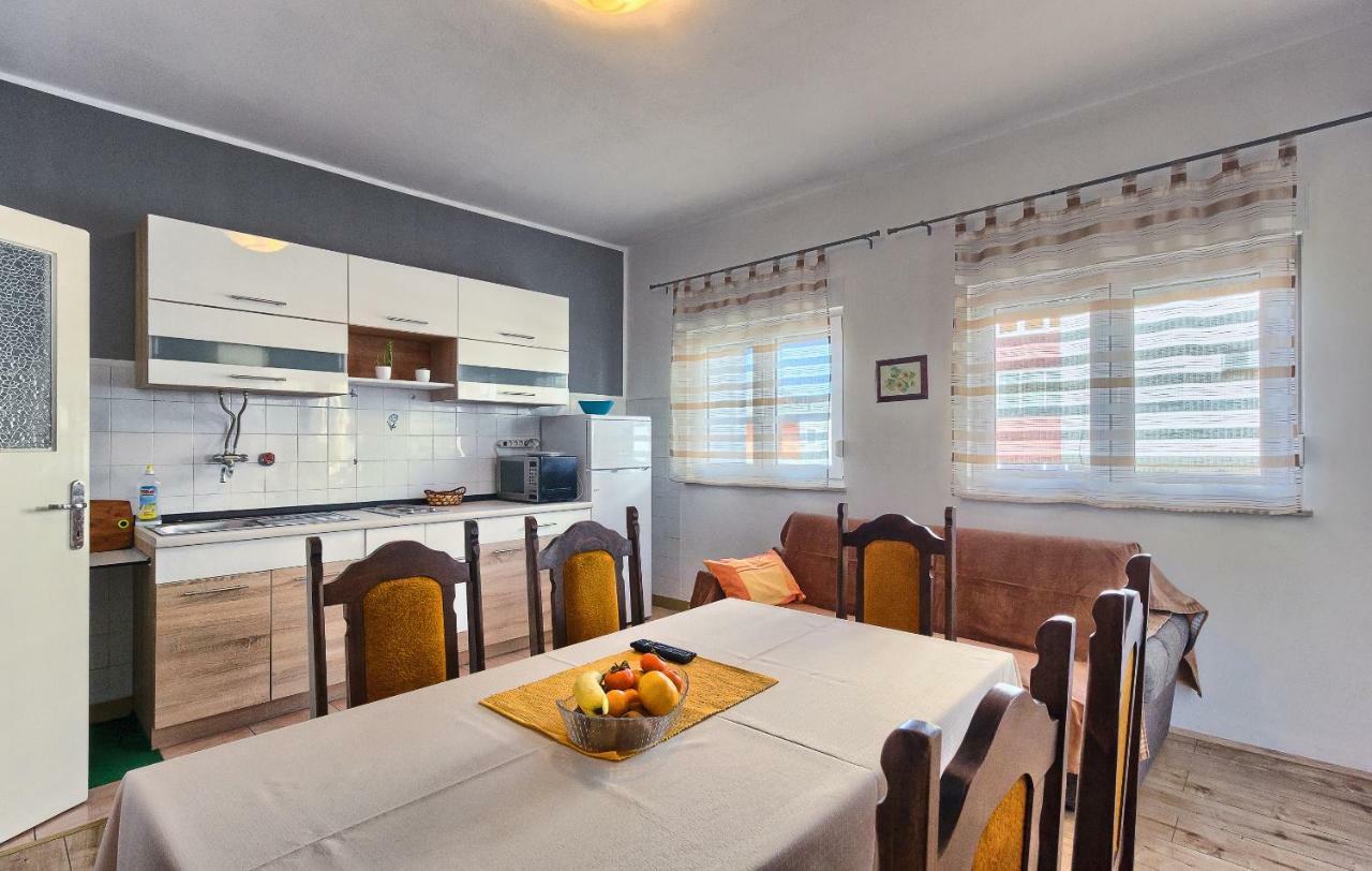 Apartments Milenka Trogir Bagian luar foto