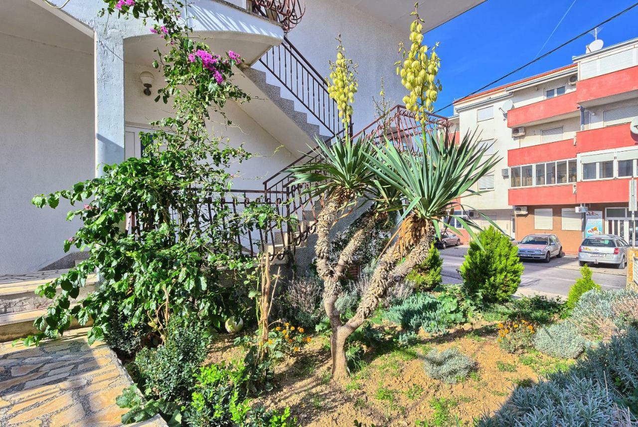 Apartments Milenka Trogir Bagian luar foto