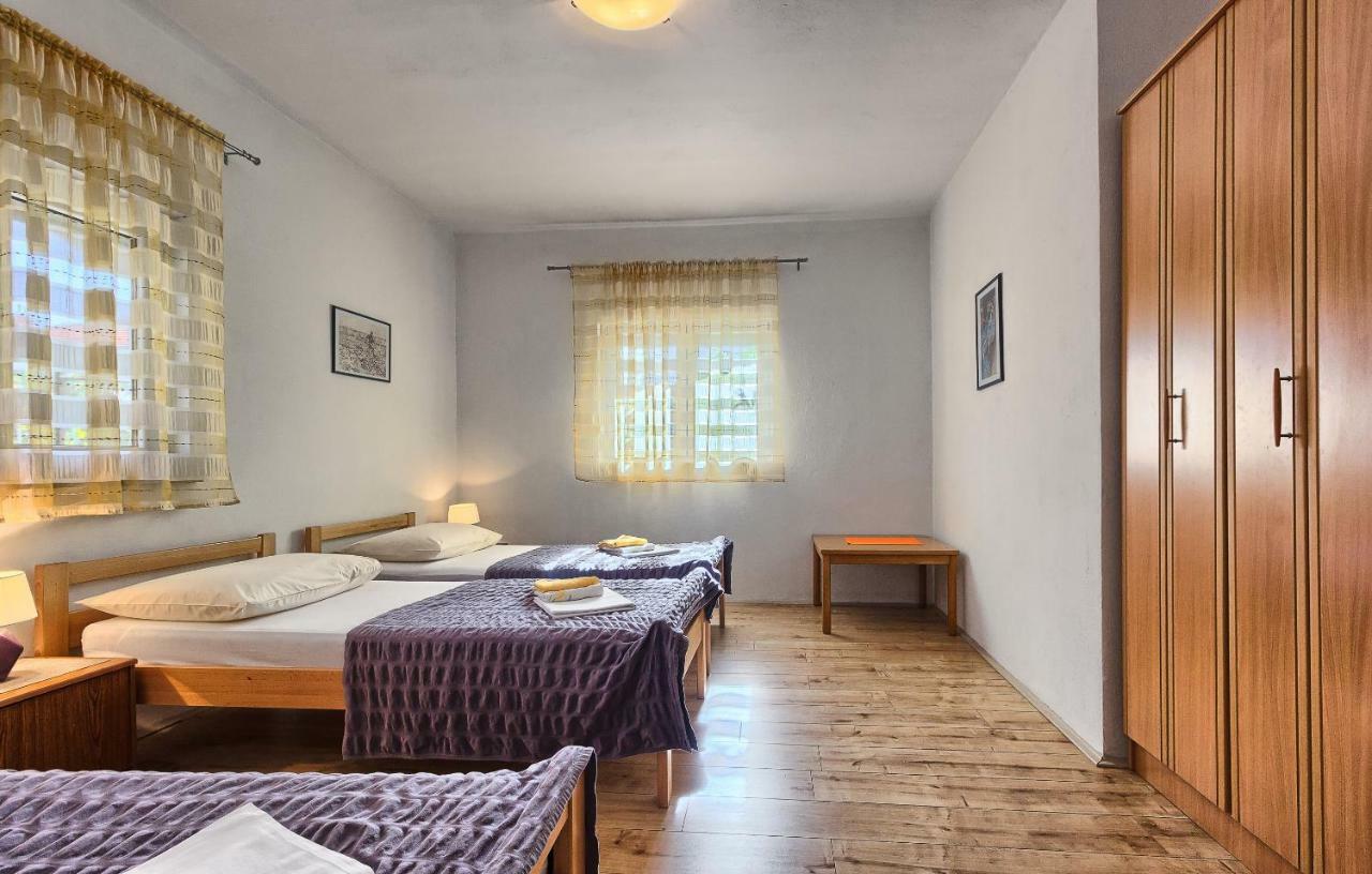 Apartments Milenka Trogir Bagian luar foto