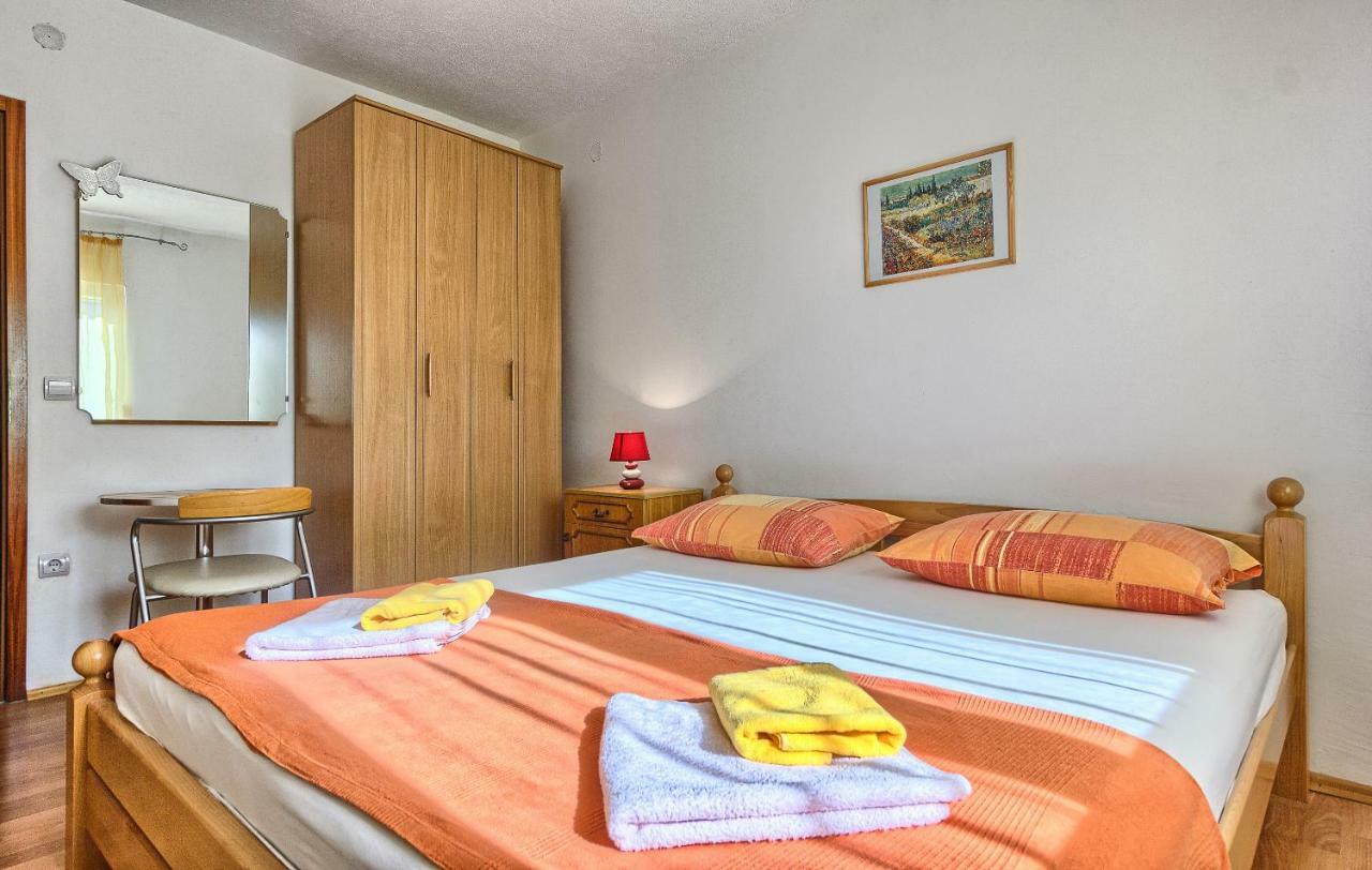 Apartments Milenka Trogir Bagian luar foto