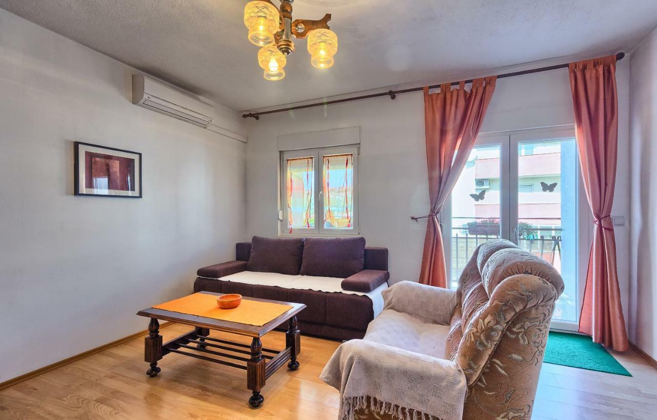 Apartments Milenka Trogir Bagian luar foto