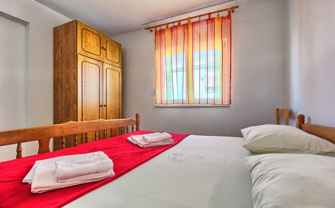 Apartments Milenka Trogir Bagian luar foto